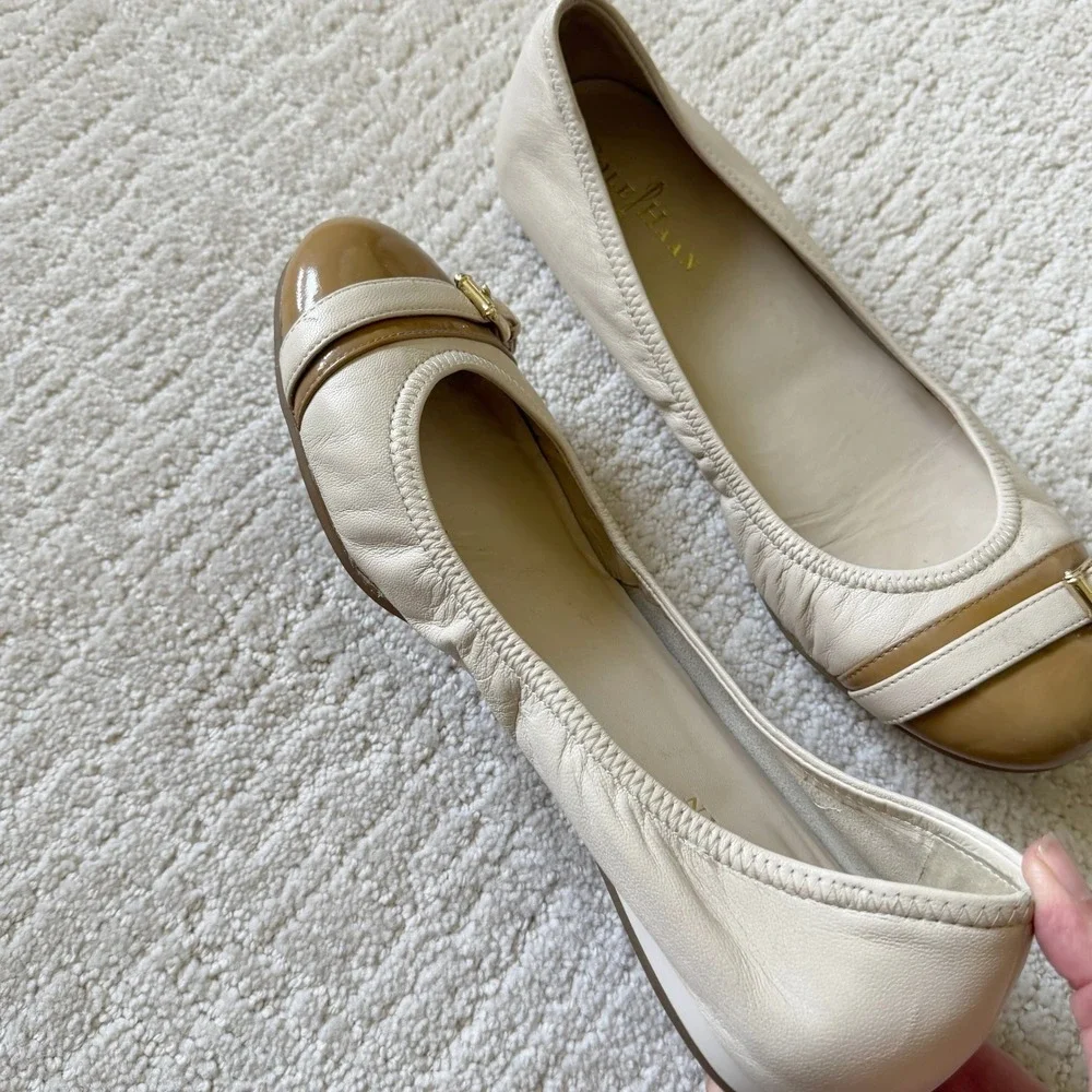 Cole Haan Nike Air Tali Ballet Flats Cream Tan Patent Cap Toe Buckle D37325 8.5